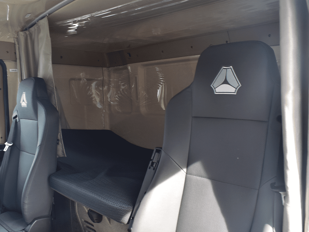 Шторный фургон на шасси Howo T5G